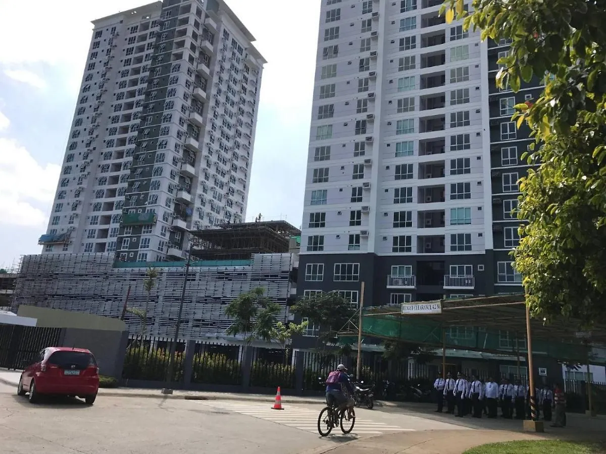 Davao Central Suites